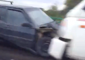 Лобовое столкновение под Волжским попало на видео