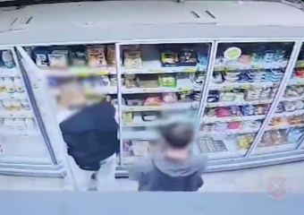 В Волжском пресечена серия магазинных краж: задержаны двое 18-летних подозреваемых, один из них – рецидивист