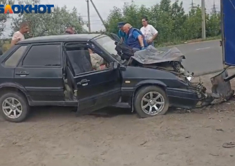 «Мужчина не чувствует ног»: видео страшной аварии с Газелью в Волжском