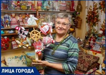 «Жена президента попросила поддержать в руках коклюшки»,- рукодельница из Волжского о жизни и хобби