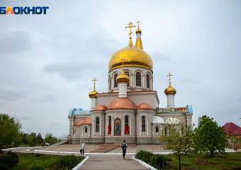 В Волжском 31 год назад заложили камень на месте строительства храма Иоанна Богослова