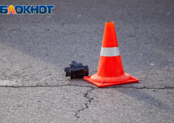 Водитель сбил женщину в Волжском: пострадавшая в больнице