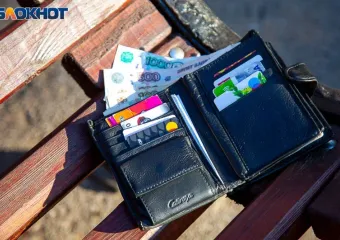 В Волжском сын подозревается в хищении средств у отца