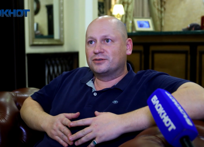 Продюсер Сергей Ярутин раскрыл секреты съемок российского кино в глубинке: почему новый фильм «Блогерши» решили снимать в Волжском