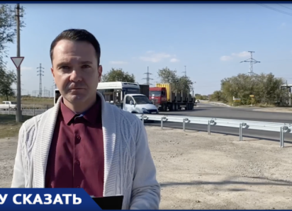 «Дорогу перекрыли, а взамен предложили грунтовку»: в Волжском жители пожаловались на новую схему движения у ГСК «Сокол»