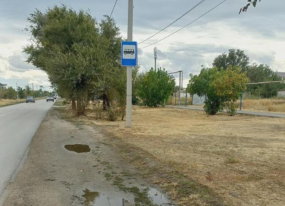 Власти Волжского объяснили, почему на Зелёном нет нормальных остановок