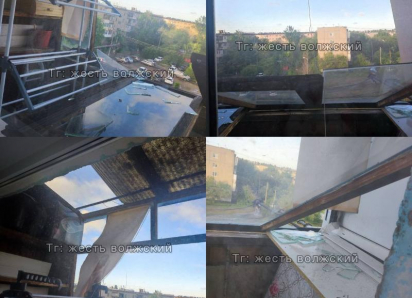 Последствия ночного урагана в Волжском: поваленные деревья, рухнувшие рекламные конструкции, разбитые балконы
