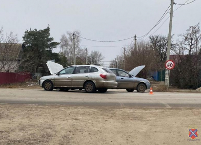 Несовершеннолетний пострадал в тройном ДТП под Волжским