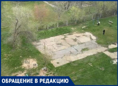 В Волжском демография на словах, разруха на деле: дети вынуждены играть среди обломков