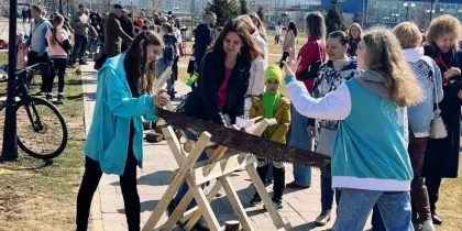 В Волжском прошел фестиваль народных забав