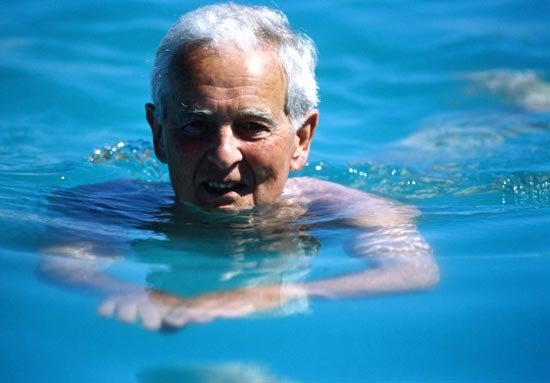 Пожилые волжане бесплатно оздоровляются в бассейне