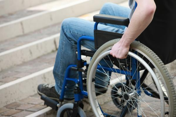 В Волжском будут ежемесячно проверять доступность среды для инвалидов