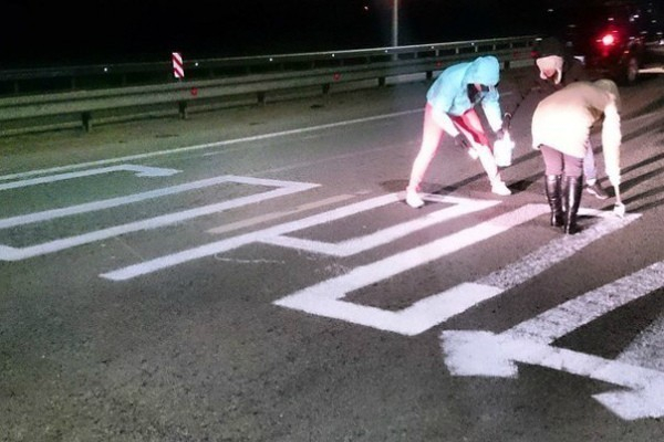 Активисты описали ямы и выбоины на дорогах Волгограда и Волжского