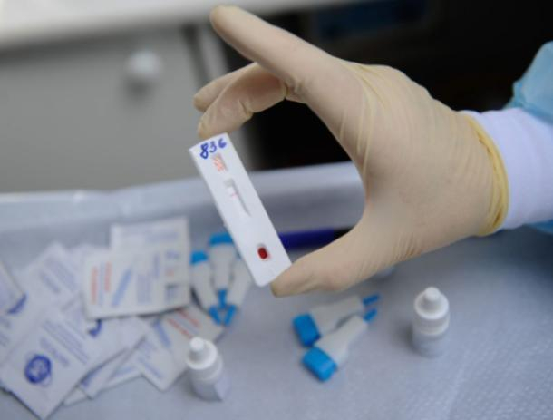 Федеральная мобильная лаборатория проверит волжан на ВИЧ-инфекцию