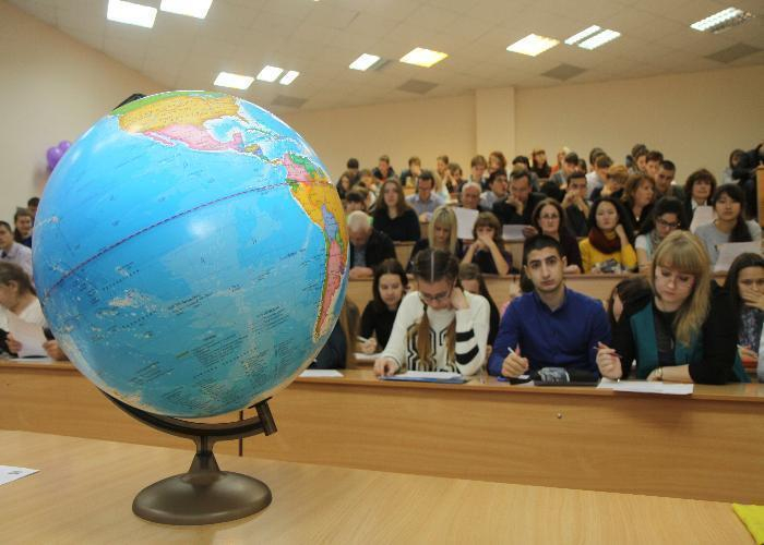 Волжане приняли участие во Всероссийском географическом диктанте