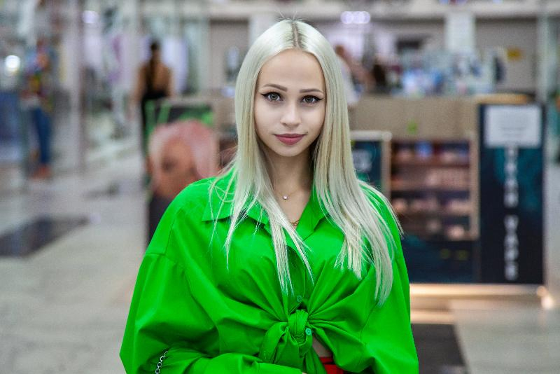 «Сиськи не сделанные, они свои!»: Ксения Стародумова в финале «Мисс Блокнот Волжский-2022»