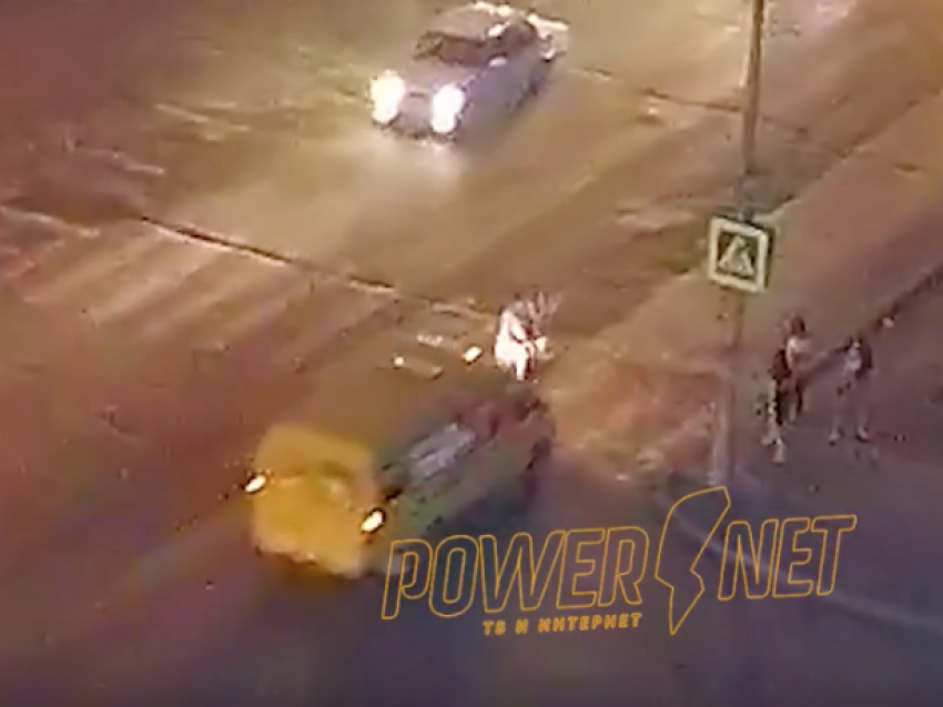 Бездушный маршрутчик снес пожилую пару в Волжском