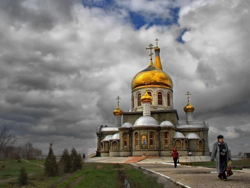 В День Казанской иконы в Волжском будет пасмурно