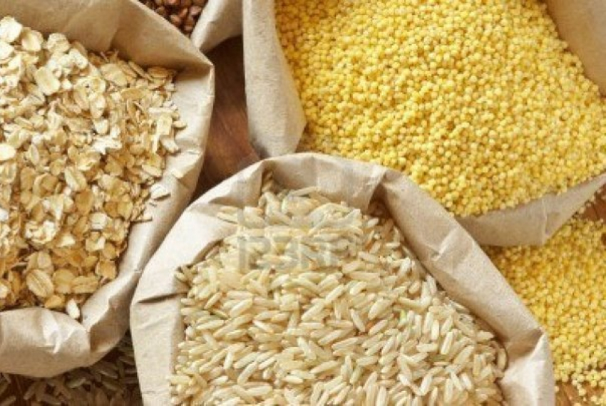 В Урюпинском районе рецидивист изнасиловал пенсионерку на мешках с крупой