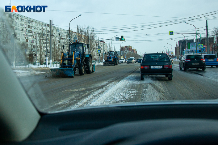 В Волжском распространяют информацию о похитителях детей