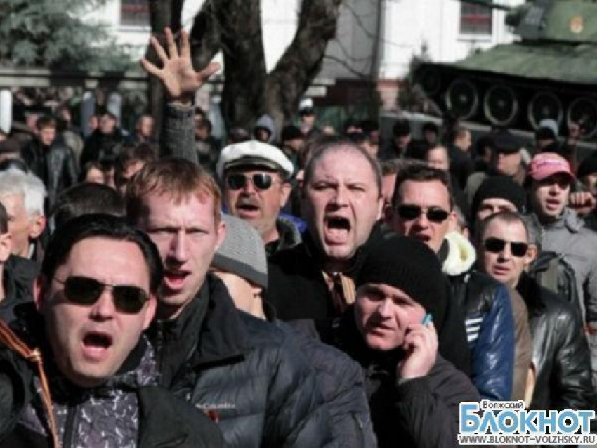 Через несколько часов в Крыму начнется кровопролитие