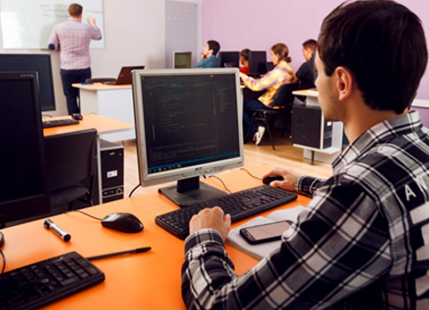 В Волжском  открыли набор в IT-колледж цифровых технологий «Академии ТОР*»