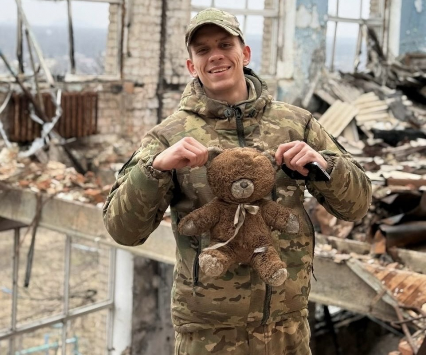 Волжский простится с героем Романом Стукалиным