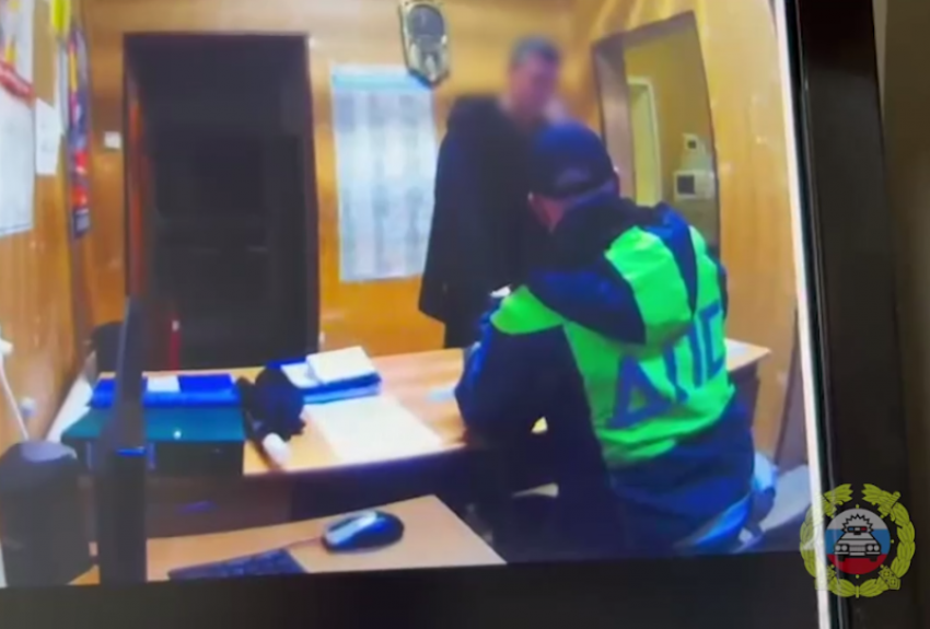 В Волжском иностранец попытался откупиться от ДПС за 5 тысяч рублей