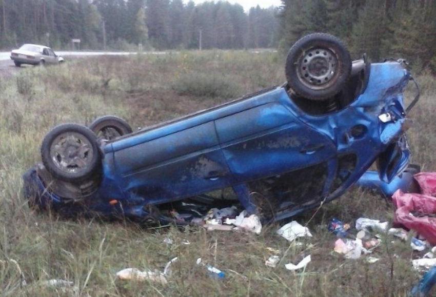 Под Волгоградом 56-летний водитель «Калины» погиб, угодив в кювет