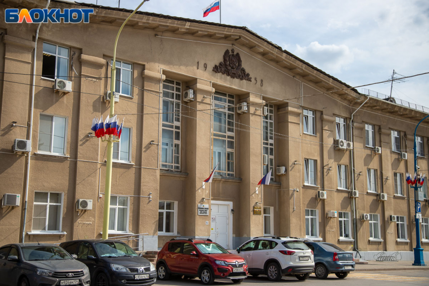 Волжские чиновники закупают роботы-пылесосы из казны 