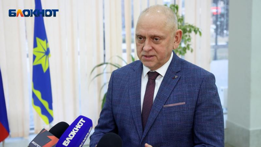 «Заставьте их работать»: глава Волжского Игорь Воронин подвёл итоги 2025 года и ответил на вопросы горожан