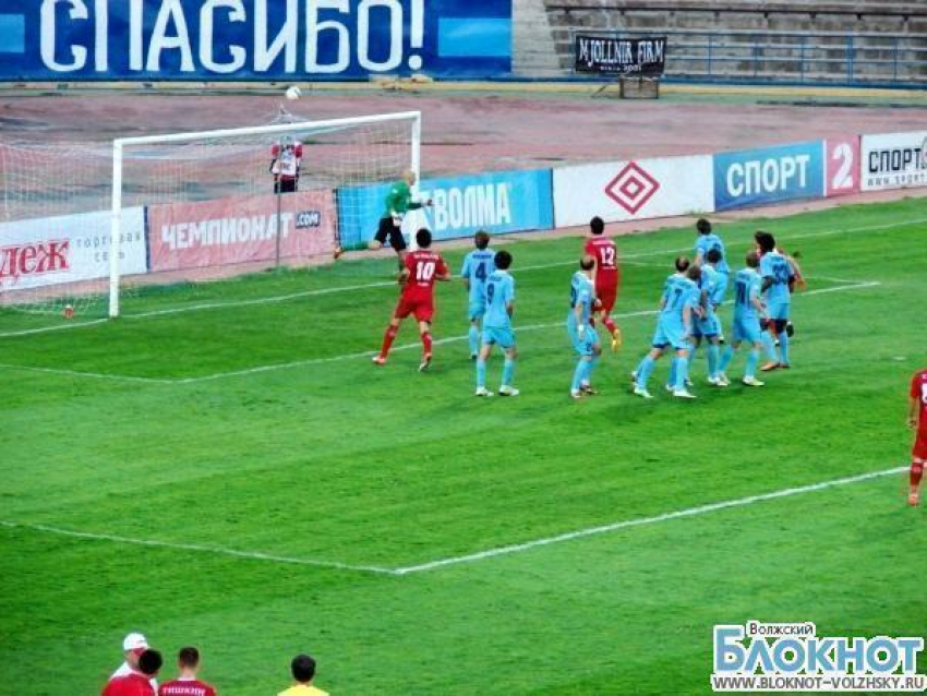 Волгоградские футболисты активно покидают родные пенаты
