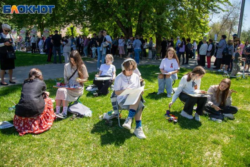 Майские праздники 2026 года станут рекордно короткими за последние 8 лет