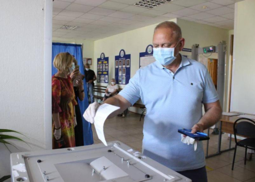 Больше 1 млн человек проголосовали в Волгоградской области