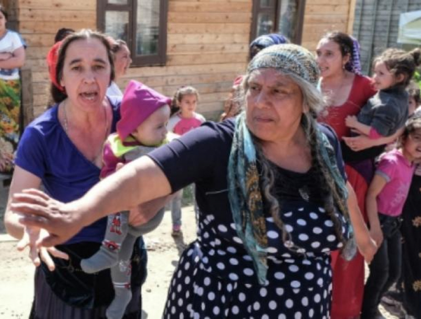 Табор уходит в Волжский