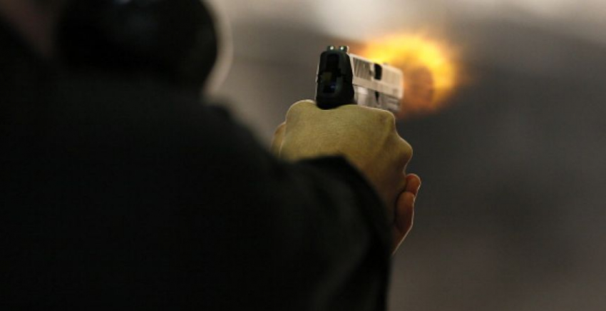 В Волгограде возле кафе «Frant'Эль» застрелили 22-летнего парня и четверо получили ранения