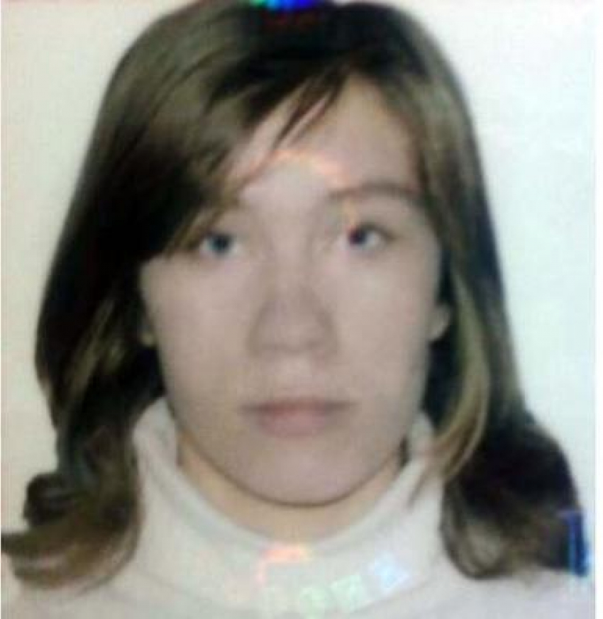 Молодую девушку, пропавшую днем в 18 микрорайоне, объявили в розыск в Волжском