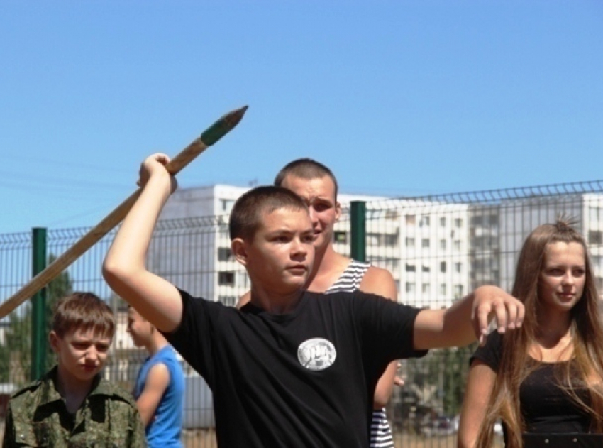  В Волжском в ФОКе «Русь» прошли спортивные состязания в преддверии  Дня города