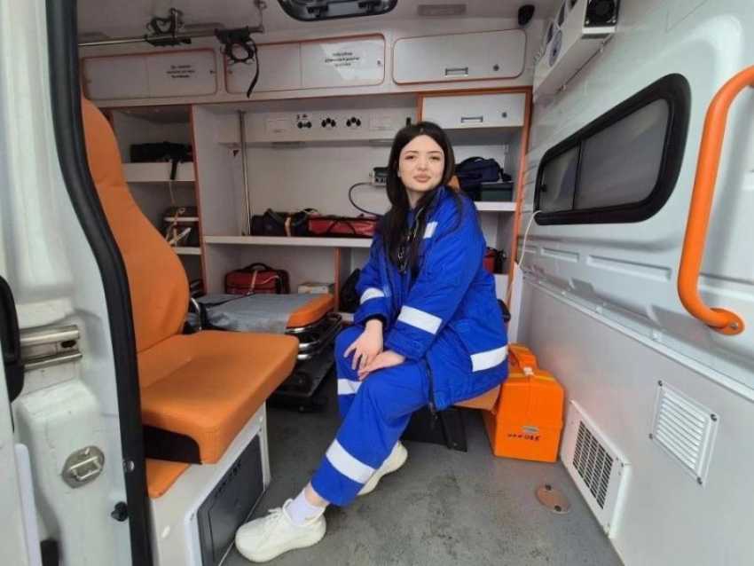 «Адреналин и хладнокровие»: новичок волгоградской скорой совершила невозможное, спасая подростка после падения с высоты