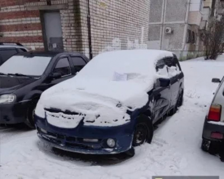 Двор без автохлама: в Волжском продолжают эвакуировать брошенные машины