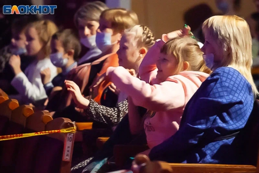 Волжанам нужно перевыпустить Пушкинскую карту