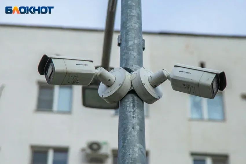 48 новых камер с ИИ уже следят за движением в Волжском и Волгограде 