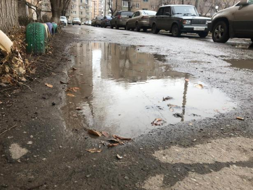 Снега нет, 0 градусов: пятница в Волжском