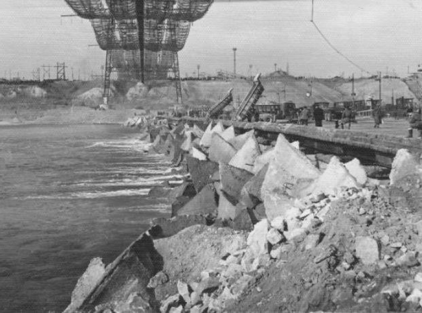 Шестьдесят один год назад был затоплен котлован Волжской ГЭС 