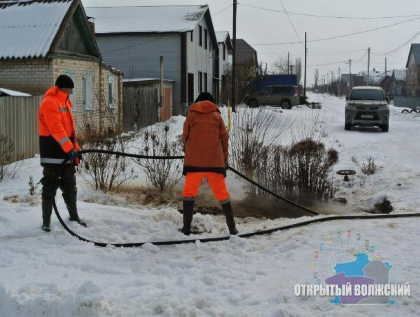 В поселке Краснооктябрьский решили прочистить канавы
