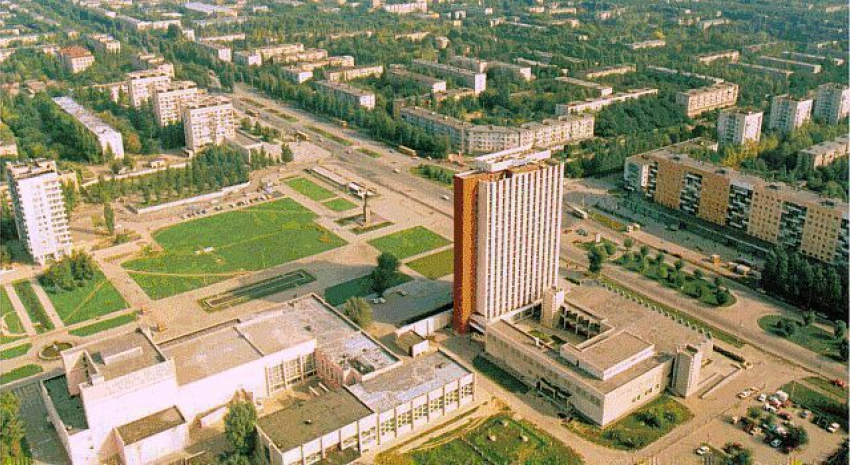 Волжане продолжают снимать родной город с высоты птичьего полета 