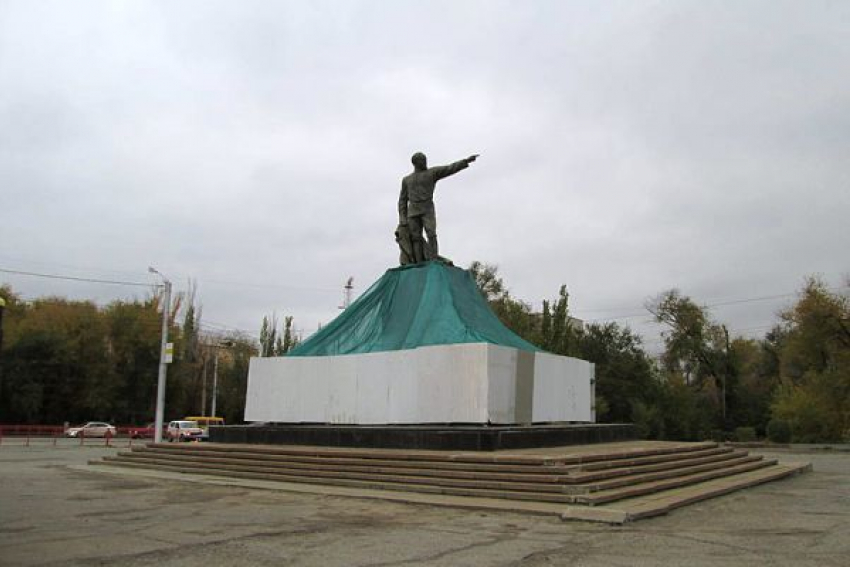 Памятник Дзержинскому отремонтировали лишь после вмешательства прокуратуры