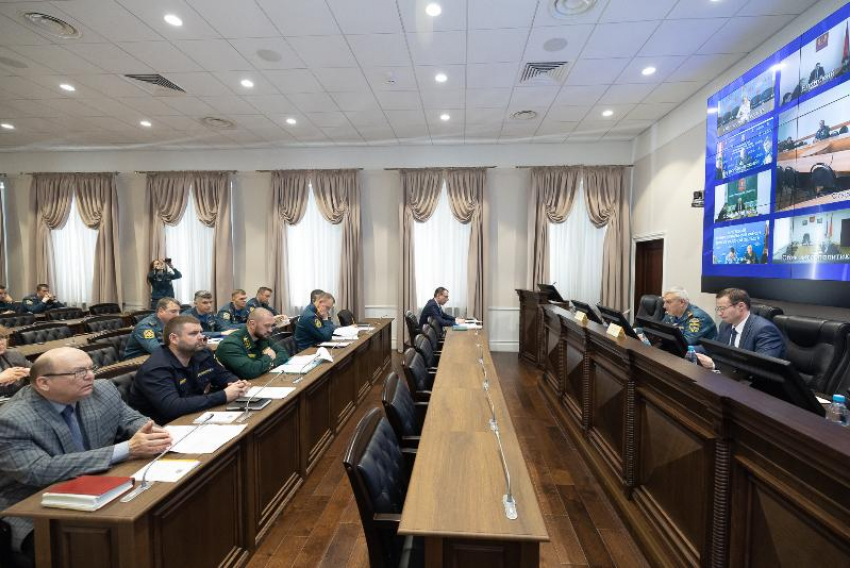 Добровольные дружины и спецслужбы готовы к борьбе с огнем в Волгоградской области