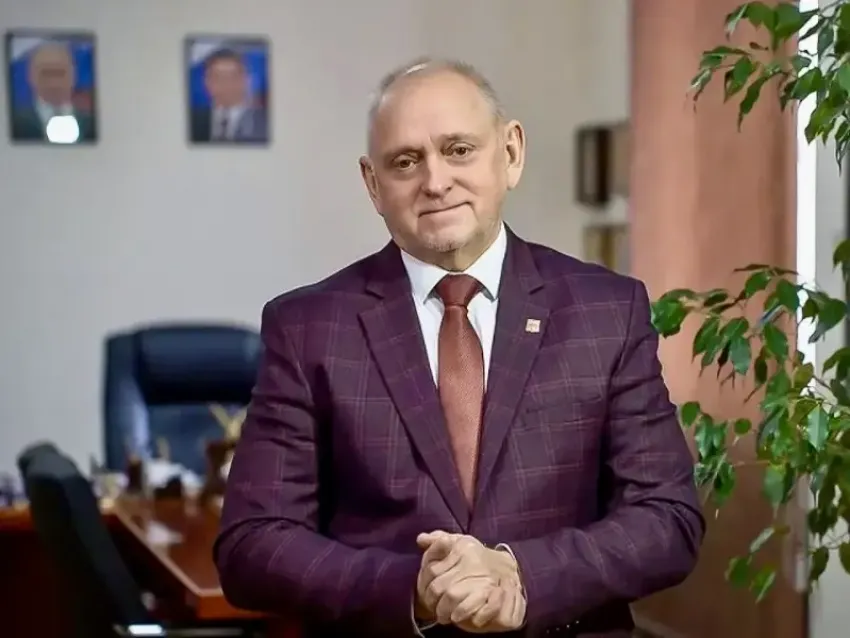 Игорь Воронин поздравил волжан с Днем местного самоуправления