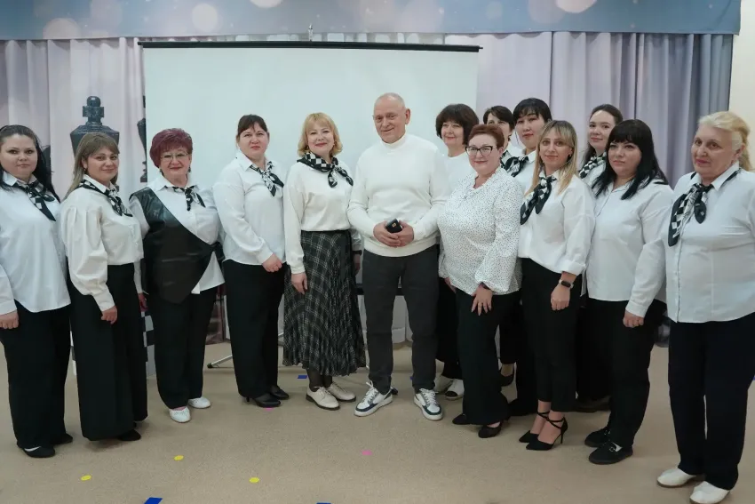 Глава Волжского посетил детский сад «Сказка», ставший центром интеллектуального развития